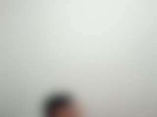 Live cam show with Madisonpalacio - Mobile MILF on Dare Cams