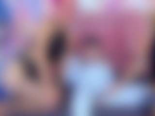 PAMELA AND TOMMY's Live Sex Cam Show