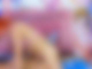 Live cam show with PAMELA AND TOMMY - Butt Plug on Camsoda
