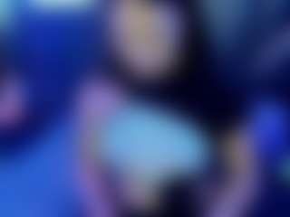 Live cam show with Queenjen - Butt Plug on CamwithHer