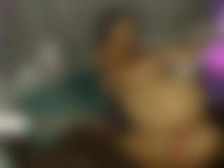Live cam show with scarlettevanz - Double Penetration on Big Tits