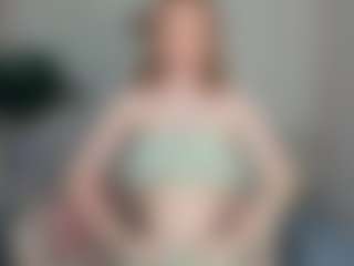 Live cam show with VernettaMecannic - Flashing on Fling VIP Chat