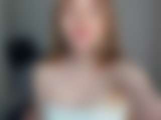 Live cam show with VernettaMecannic - Flashing on Dolls Live