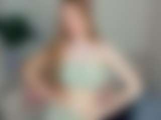 Live cam show with VernettaMecannic - Flashing on Camsoda