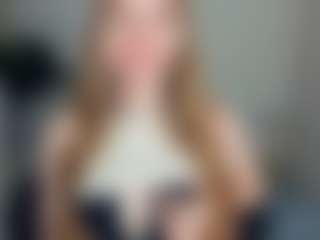 Live cam show with VernettaMecannic - Strip Blonde Hair on fapnchat