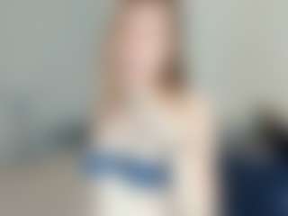 Live cam show with VernettaMecannic - Blonde Hair on Soda Cam