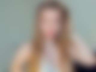 Live cam show with VernettaMecannic - Blue Eyes on fapnchat
