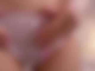 yourlittlesunrise's Live Sex Cam Show