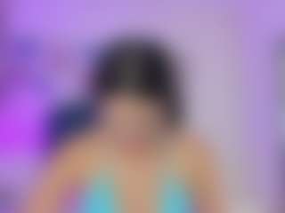 Live cam show with Alison-Carde05 - Facial on AdultVida.com
