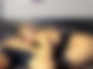 AntonyaJames's Live Sex Cam Show