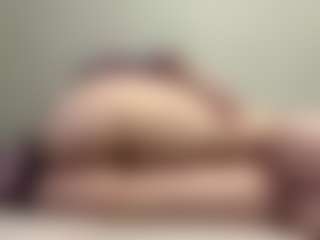 Live cam show with CathernBullin - Red Hair on AdultVida.com