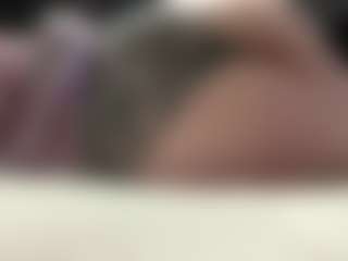 Live cam show with CathernBullin - Shower on AdultVida.com