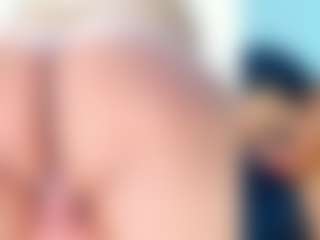 dakota-hott's Live Sex Cam Show