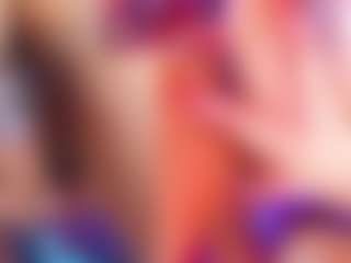 Live cam show with dakota-hott - Gray Eyes on SmokeAndPoke