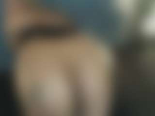 Live cam show with Eilean-baxter - Sexy on Mixed Magazine Live