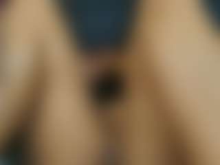 Eilean-baxter's Live Sex Cam Show