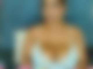 Live cam show with Eilean-baxter - Shaved Pussy Brown Hair on Instabang
