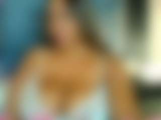 Live cam show with Eilean-baxter - Spank Brown Hair on intimatelivegirls.com