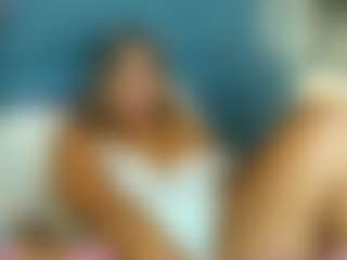 Live cam show with Eilean-baxter - Dildo Brown Hair on Latina Girls