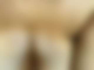 Live cam show with Eilean-baxter - Deepthroat on Camsoda
