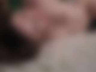 Live cam show with Lily - Blue Eyes on live18s.com