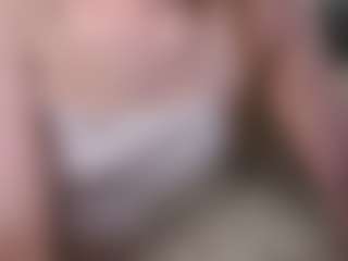 Live cam show with Lily - Blue Eyes on boobsie.com