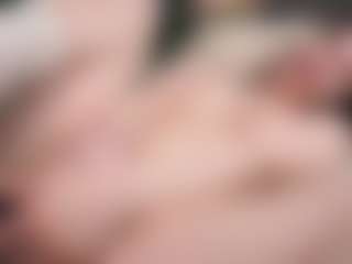 Live cam show with Lily - Blue Eyes on Milfs Live