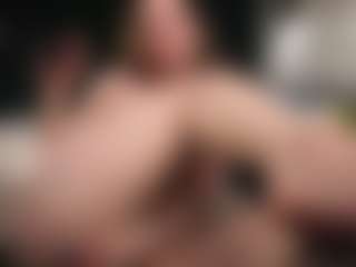 Live cam show with Lily - Small Tits on fapnchat