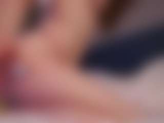 Live cam show with Lily - Blue Eyes on pussylord.com