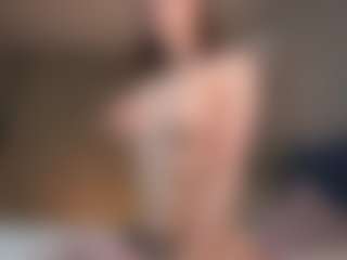 Live cam show with Lily - Blue Eyes on xxxlivecams.org