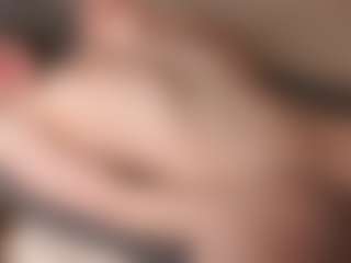 Live cam show with Lily - Blue Eyes on Camsoda