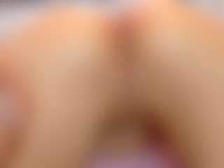 foxymia68's Live Sex Cam Show
