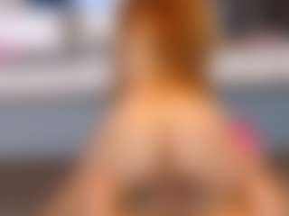 foxymia68's Live Sex Cam Show