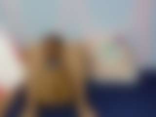 foxymia68's Live Sex Cam Show