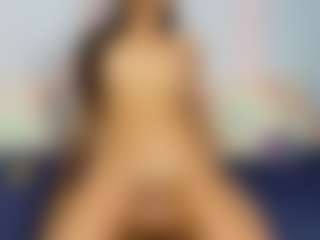 foxymia68's Live Sex Cam Show