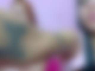 foxymia68's Live Sex Cam Show