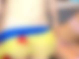 Live cam show with foxymia68 - Big Tits on AdultVida.com