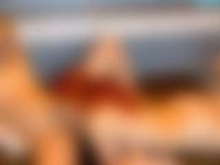 foxymia68's Live Sex Cam Show