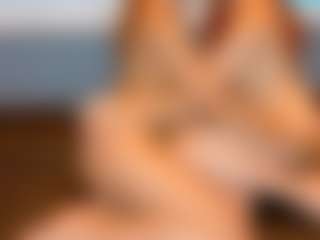 foxymia68's Live Sex Cam Show