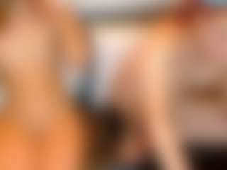 foxymia68's Live Sex Cam Show