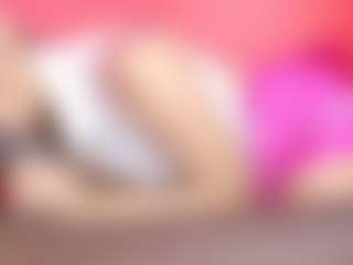 foxymia68's Live Sex Cam Show