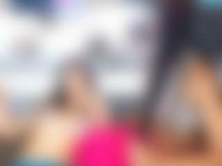 foxymia68's Live Sex Cam Show