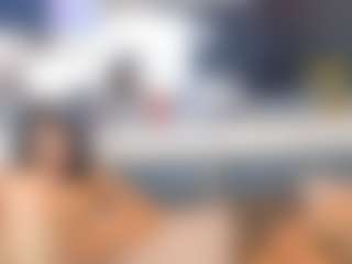 Live cam show with foxymia68 - Skinny on Camsoda