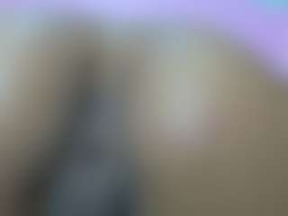 foxymia68's Live Sex Cam Show