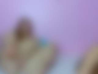Live cam show with foxymia68 - Sexy on Mixed Magazine Live