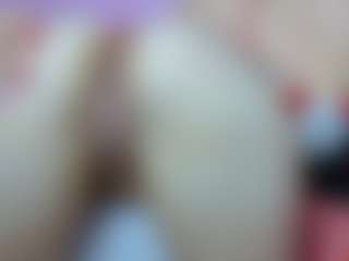 Live cam show with foxymia68 - Lingerie on Livezox