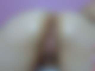 foxymia68's Live Sex Cam Show