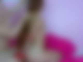 Live cam show with foxymia68 - Strapon on Uber Horny