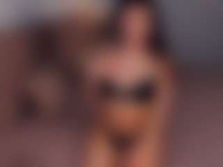Live cam show with Emma - Oil on Camsoda