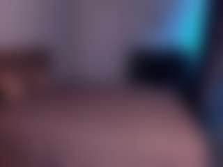 Live cam show with Emma - Cute on madthumbs